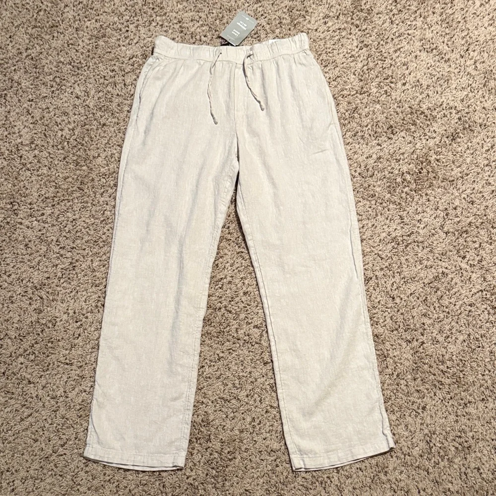 H&M size small relaxed fit premium selection linen blend khaki colored pants